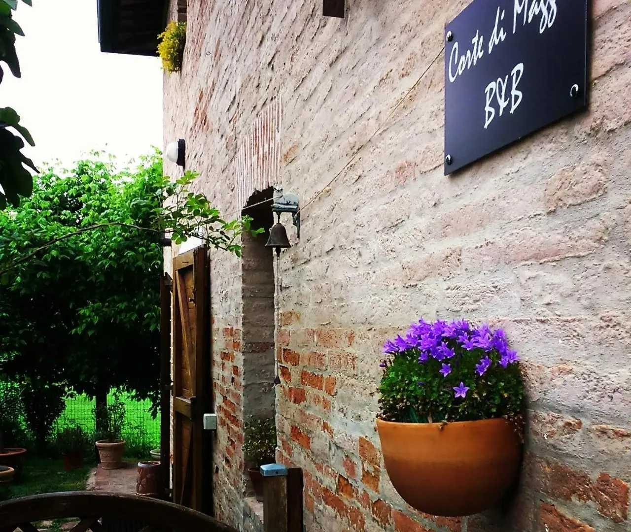 Bed & Breakfast Corte Di Maggio B&B Country House Imola Italy